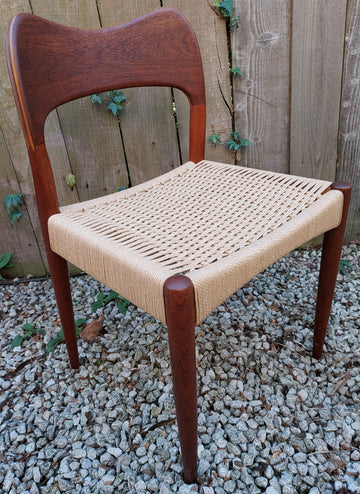 MCM Curved wave Mogens Kold chair Paperchord