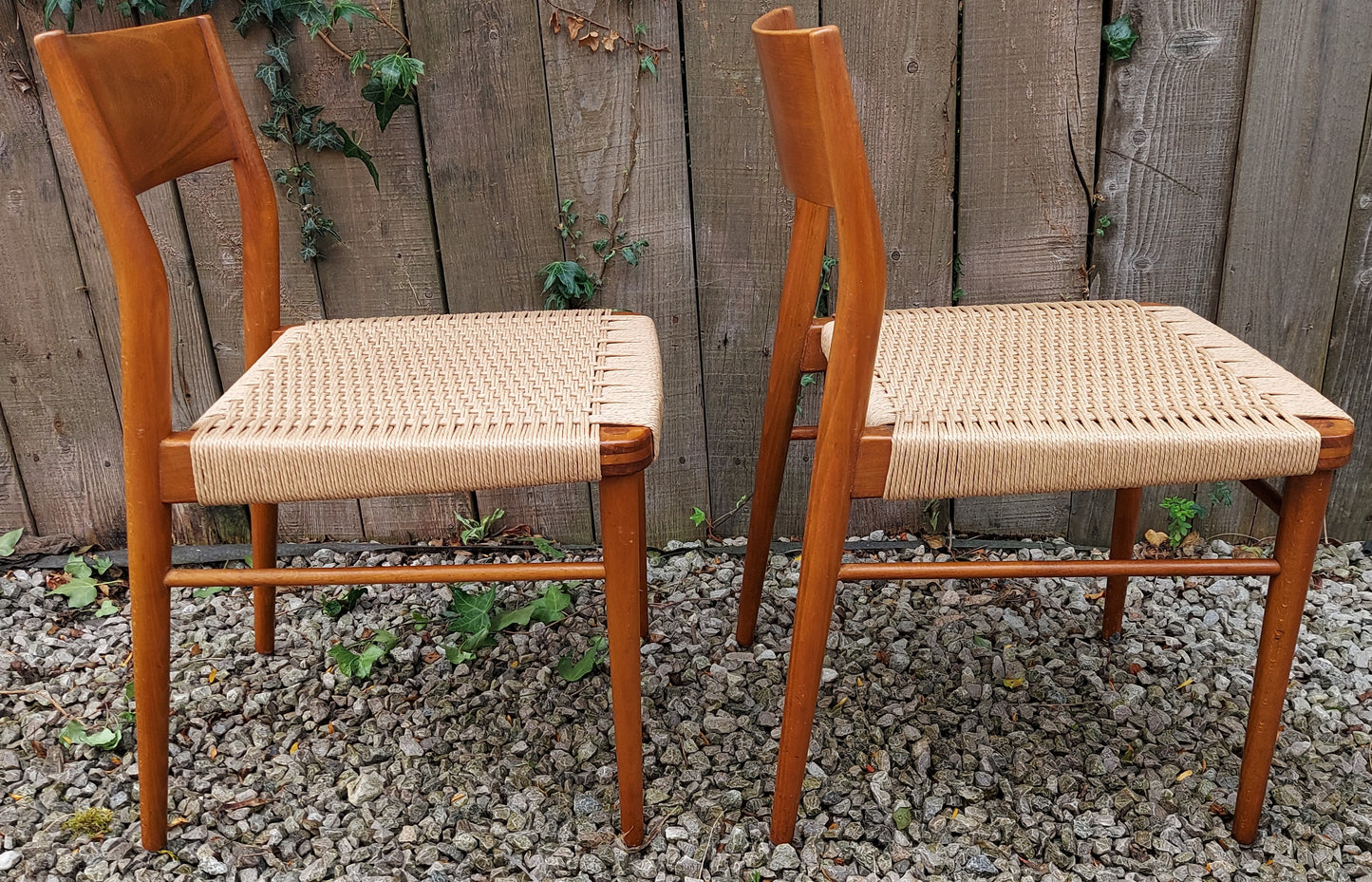 MCM 2 recorded Model 351 chairs Designed by Georg Leowald for Wilkhahn