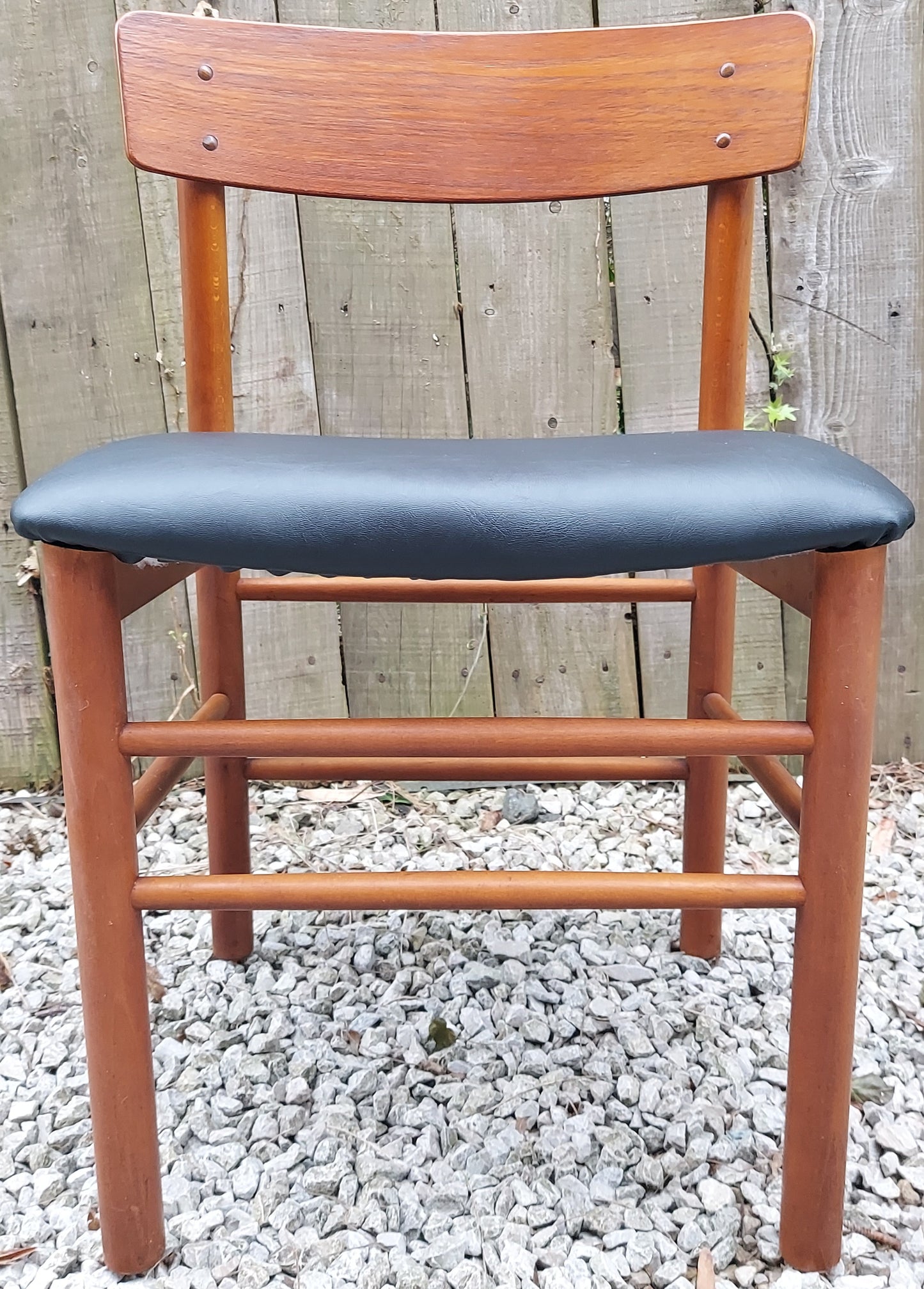 MCM Farstrup Round Dining Table And 4 Chairs AF Missing extra table leaf