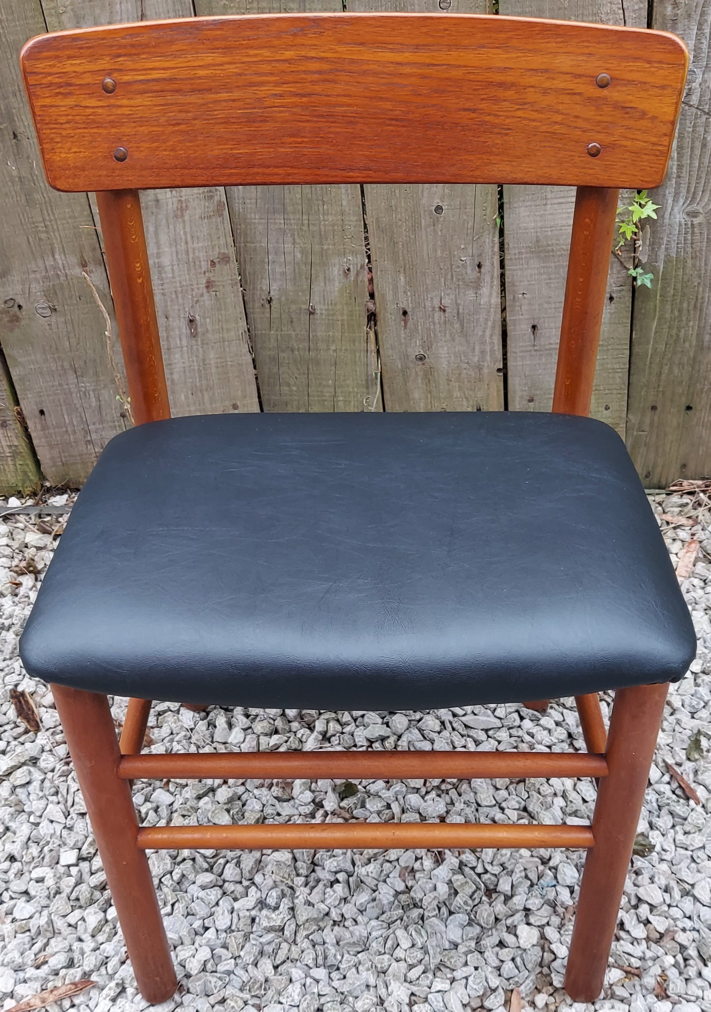 MCM Farstrup Round Dining Table And 4 Chairs AF Missing extra table leaf