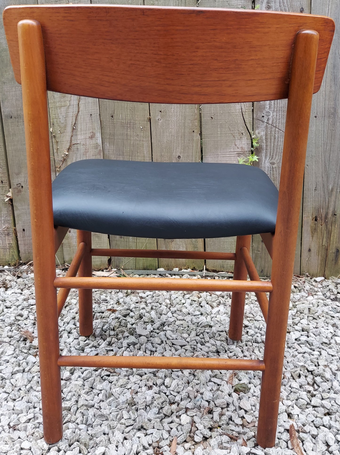 MCM Farstrup Round Dining Table And 4 Chairs AF Missing extra table leaf