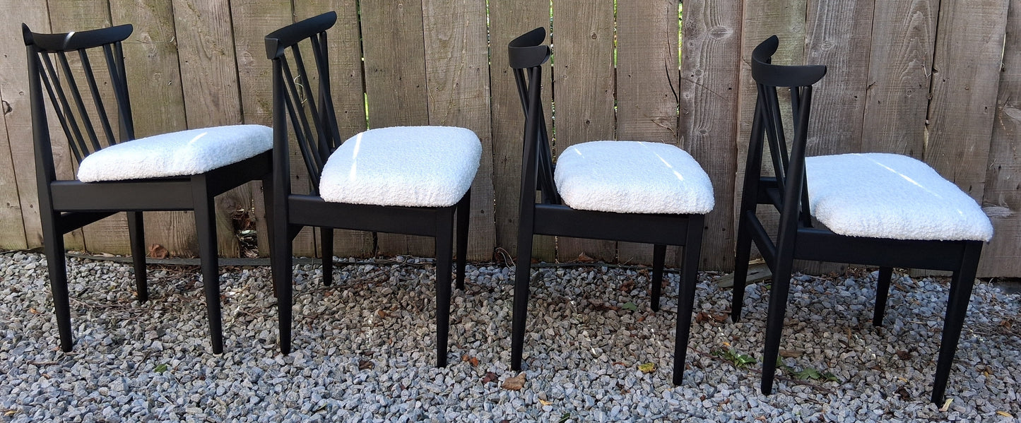 Mid Century Modern 4 Elliots Of Newbury Dining Chairs