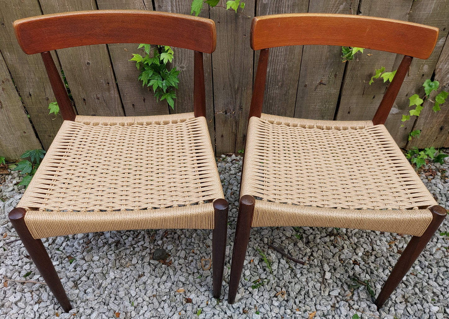 Mid Century Modern 2 MK200 Mogens Kold Corded chairs D
