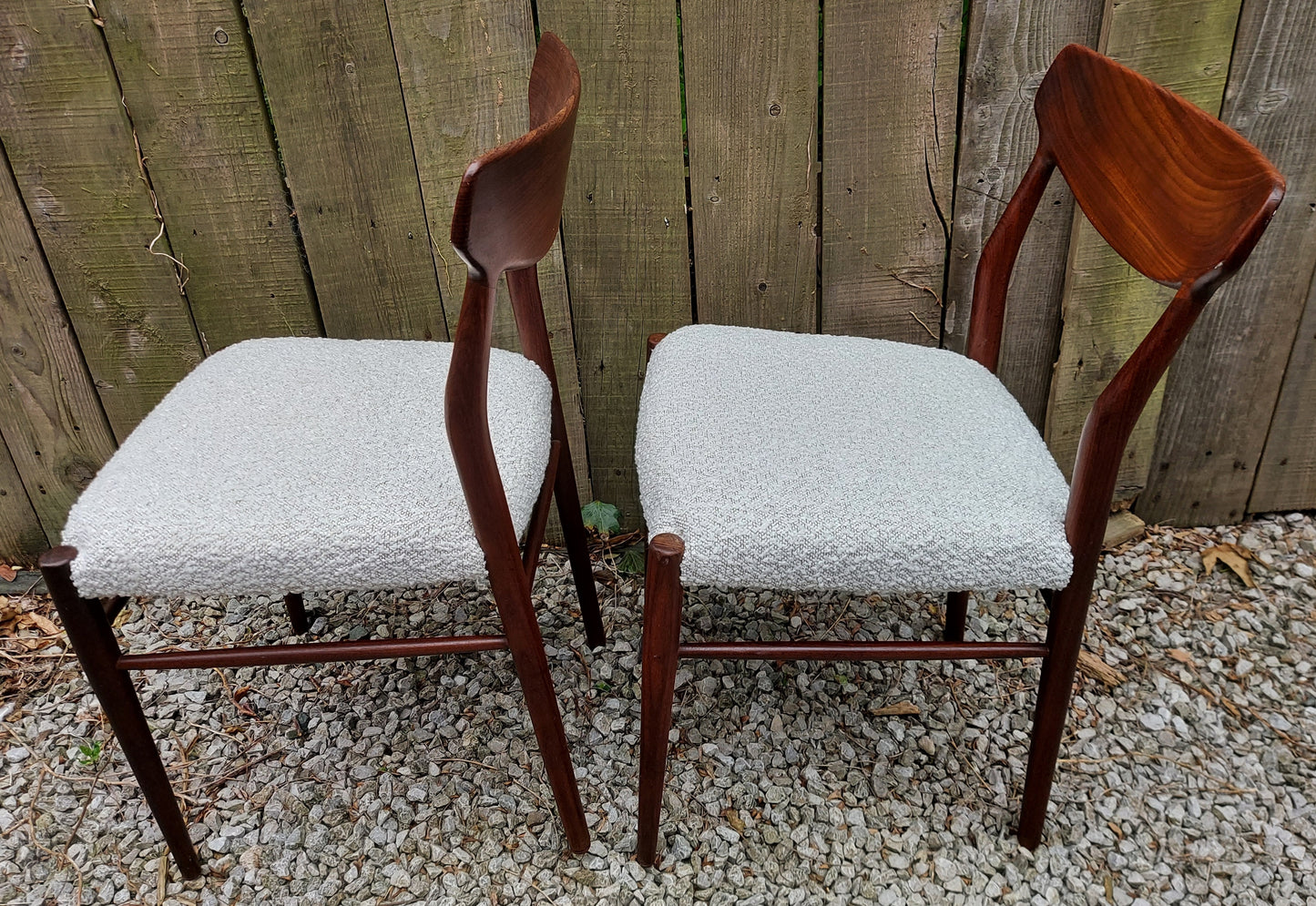 MCM 2 Harry Østergaard dining chairs produced by Randers Møbelfabrik