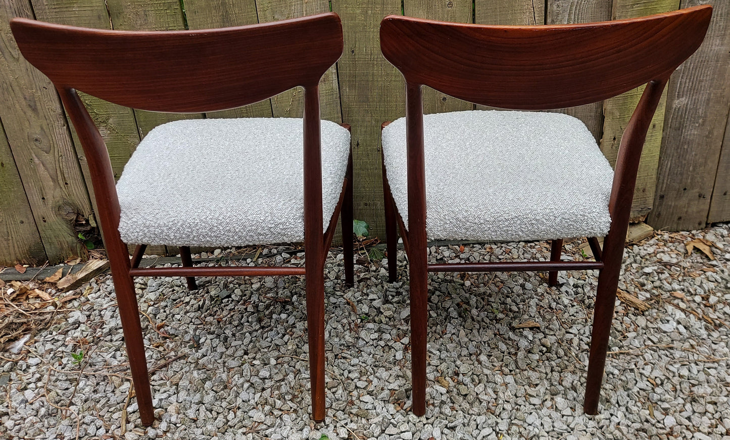 MCM 2 Harry Østergaard dining chairs produced by Randers Møbelfabrik