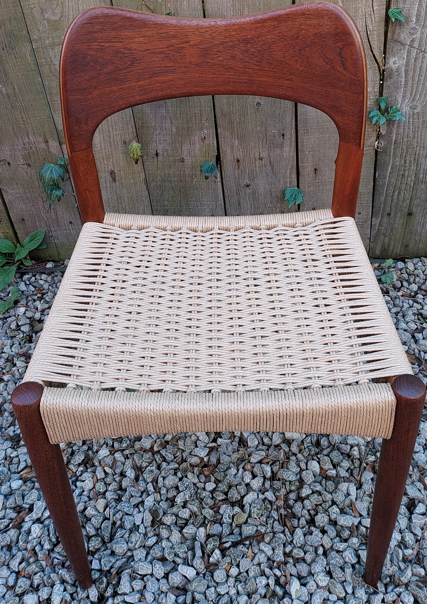 MCM Curved wave Mogens Kold chair Paperchord