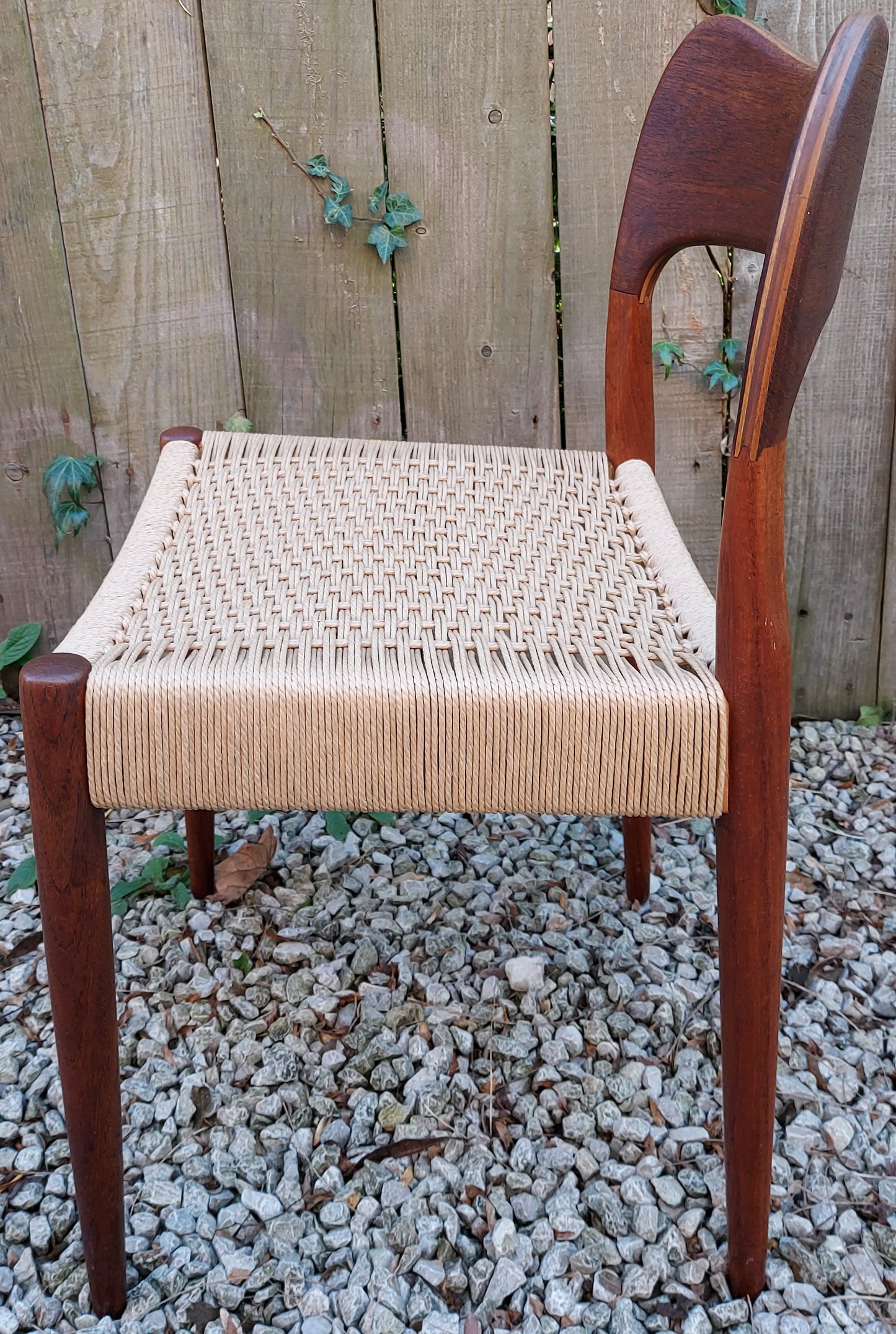 MCM Curved wave Mogens Kold chair Paperchord