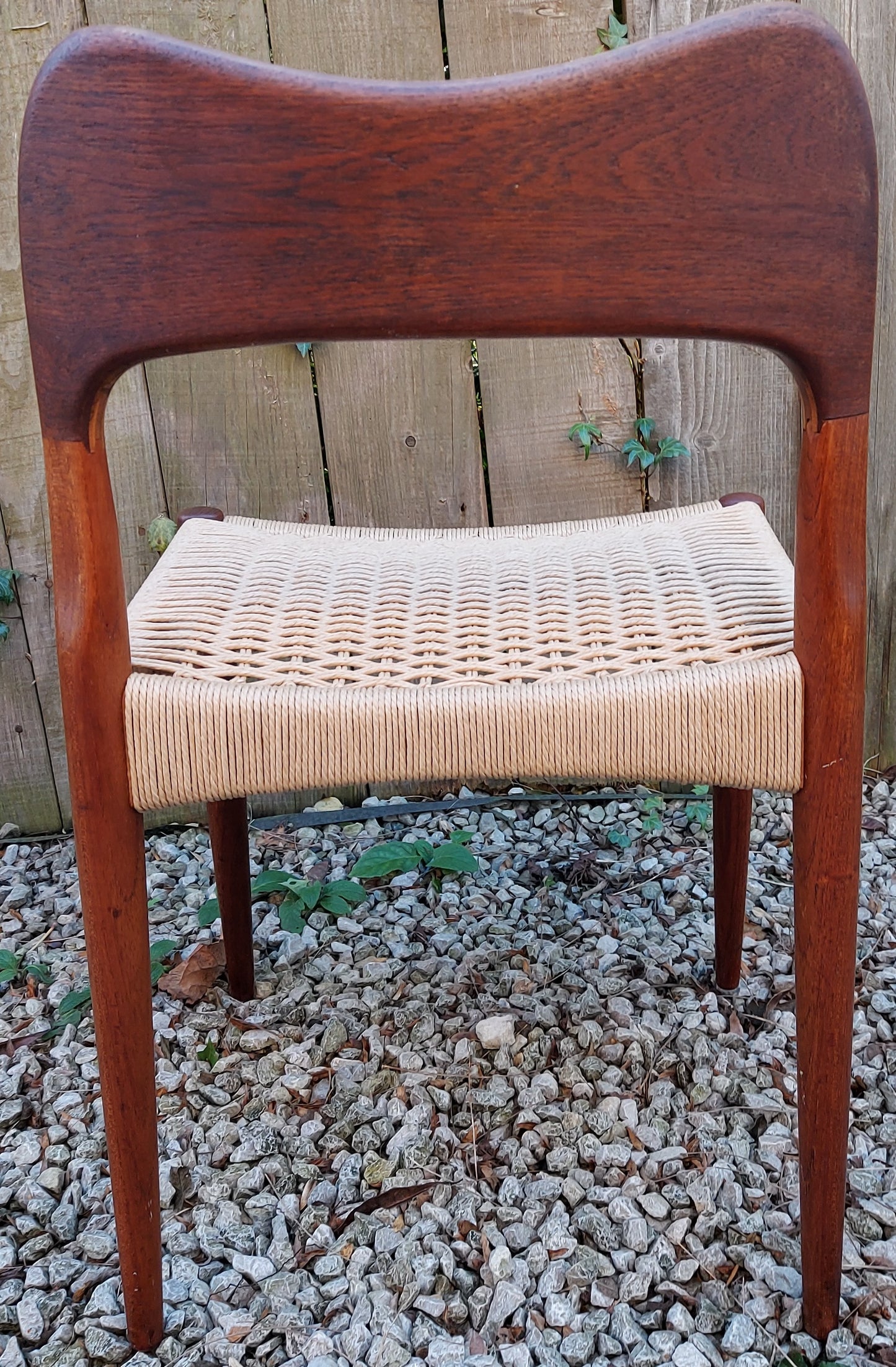 MCM Curved wave Mogens Kold chair Paperchord