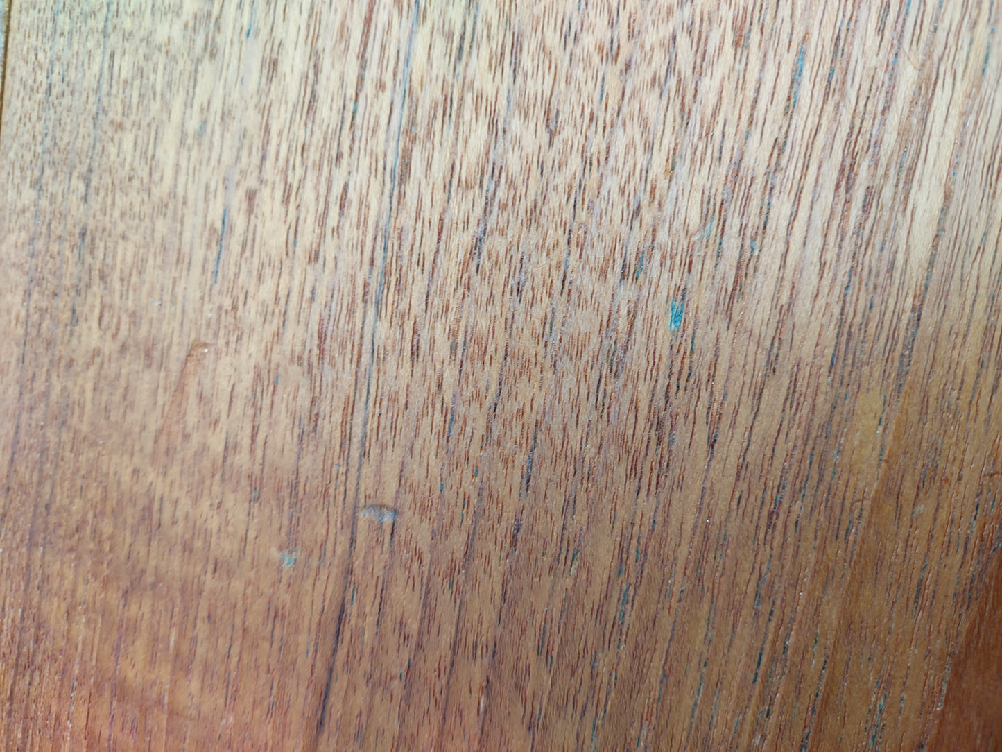 Mid Century Modern Beithcraft round dropleaf extending table