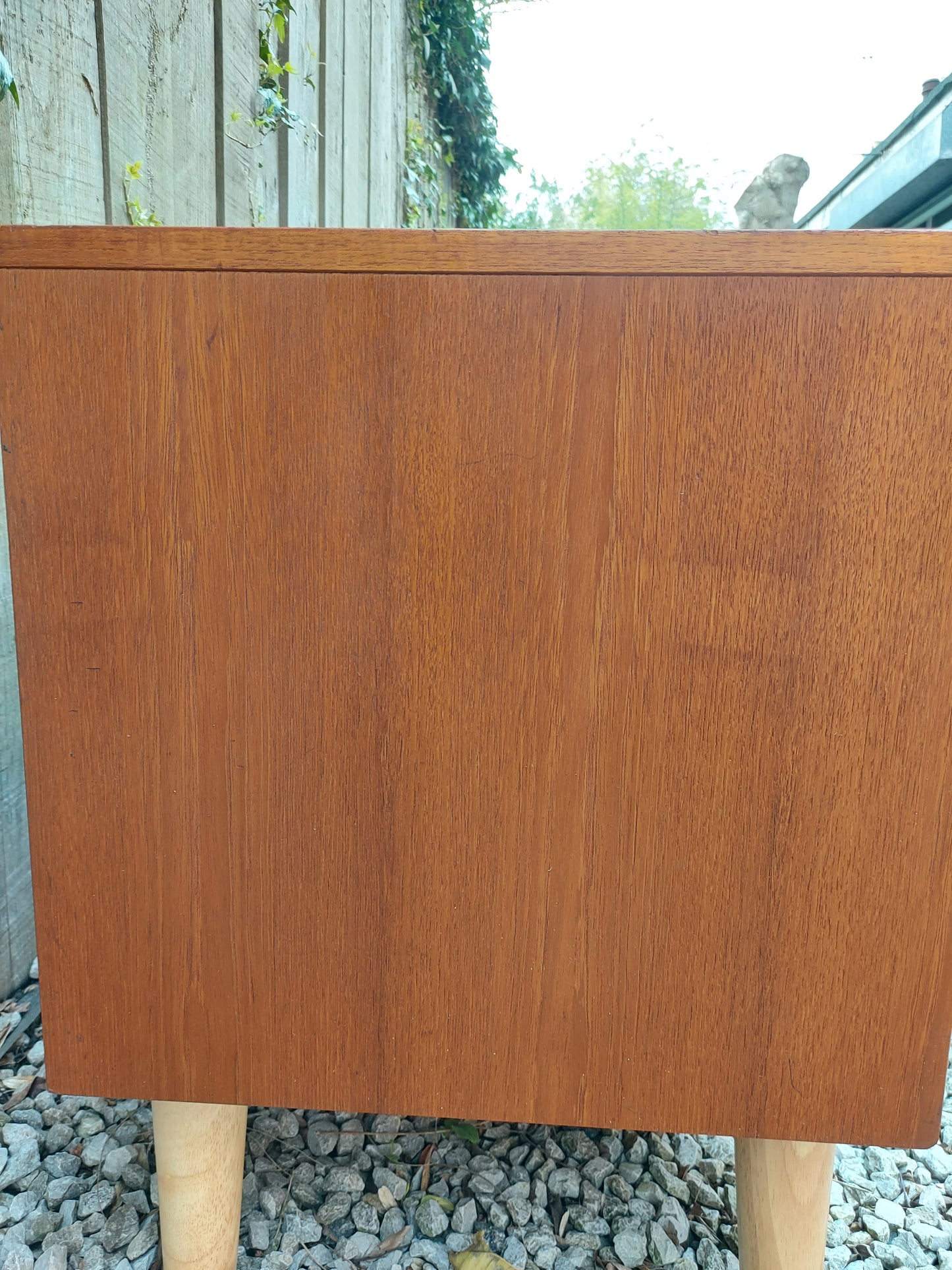 MCM GPlan adjustable Shelfs Cupboard Fresco