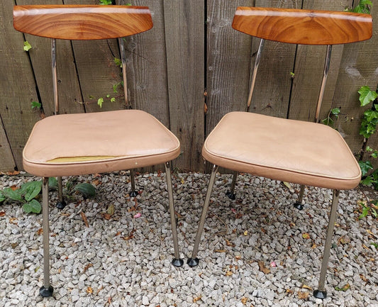 Mid Century Modern 2 'S' Range Chairs John Sylvia Reid Beige Vinyl