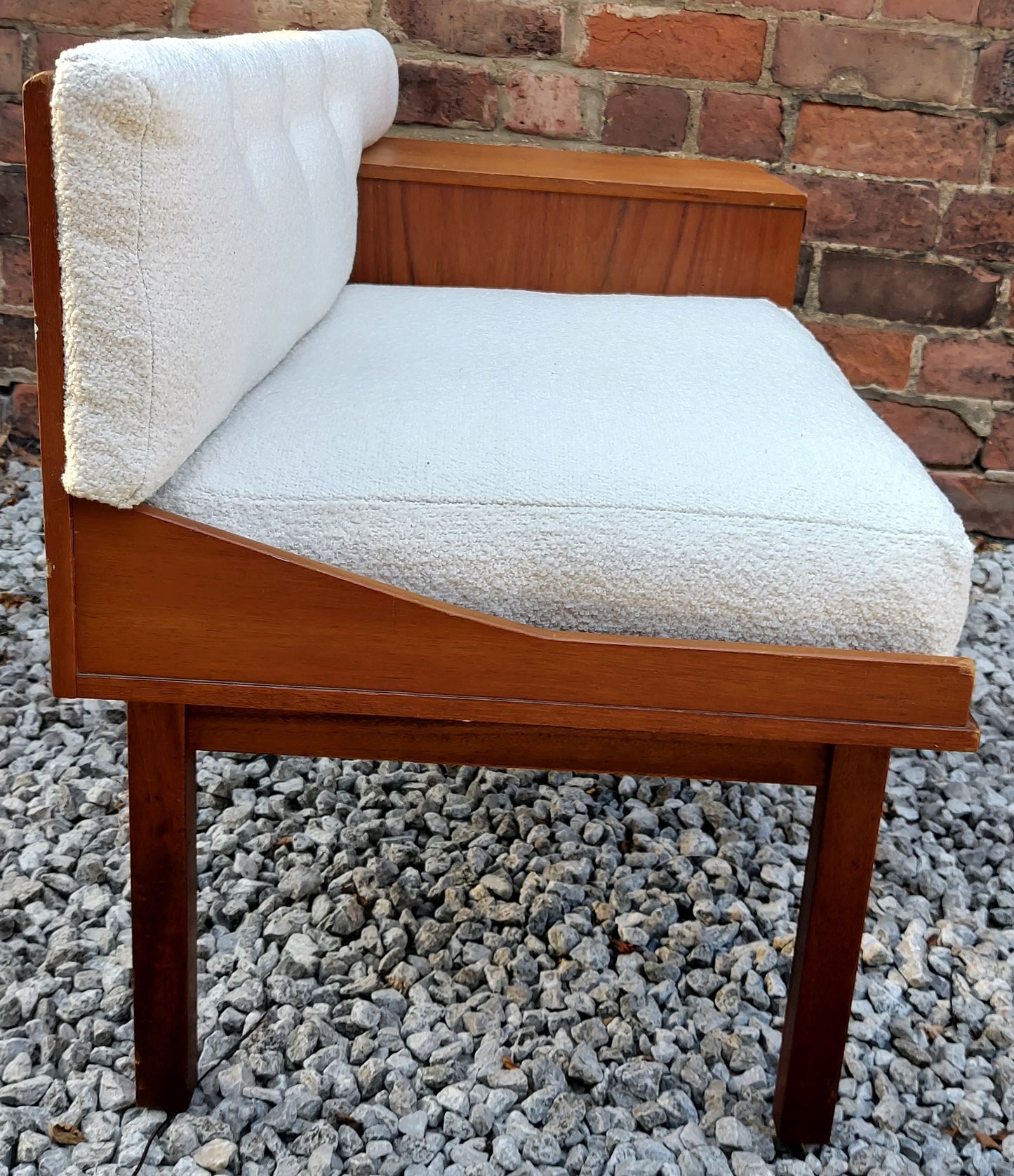 Mcm Chippy Heath Telephone Seat Ivory Bouclé