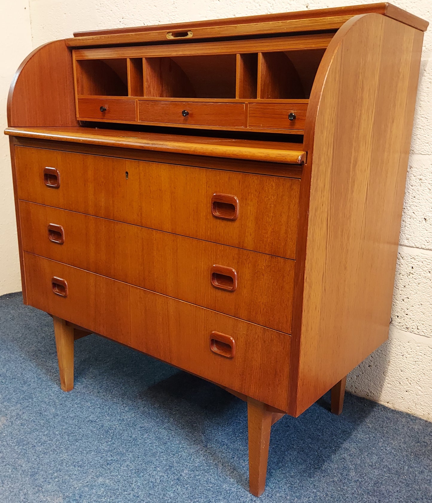 MCM Egon Ostergaard for Bröderna Gustafssons Möbelfabrik Teak Bureau