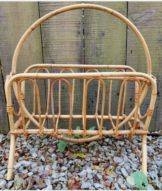 Mid century modern Boho Chic Round rattan Magazine Rack