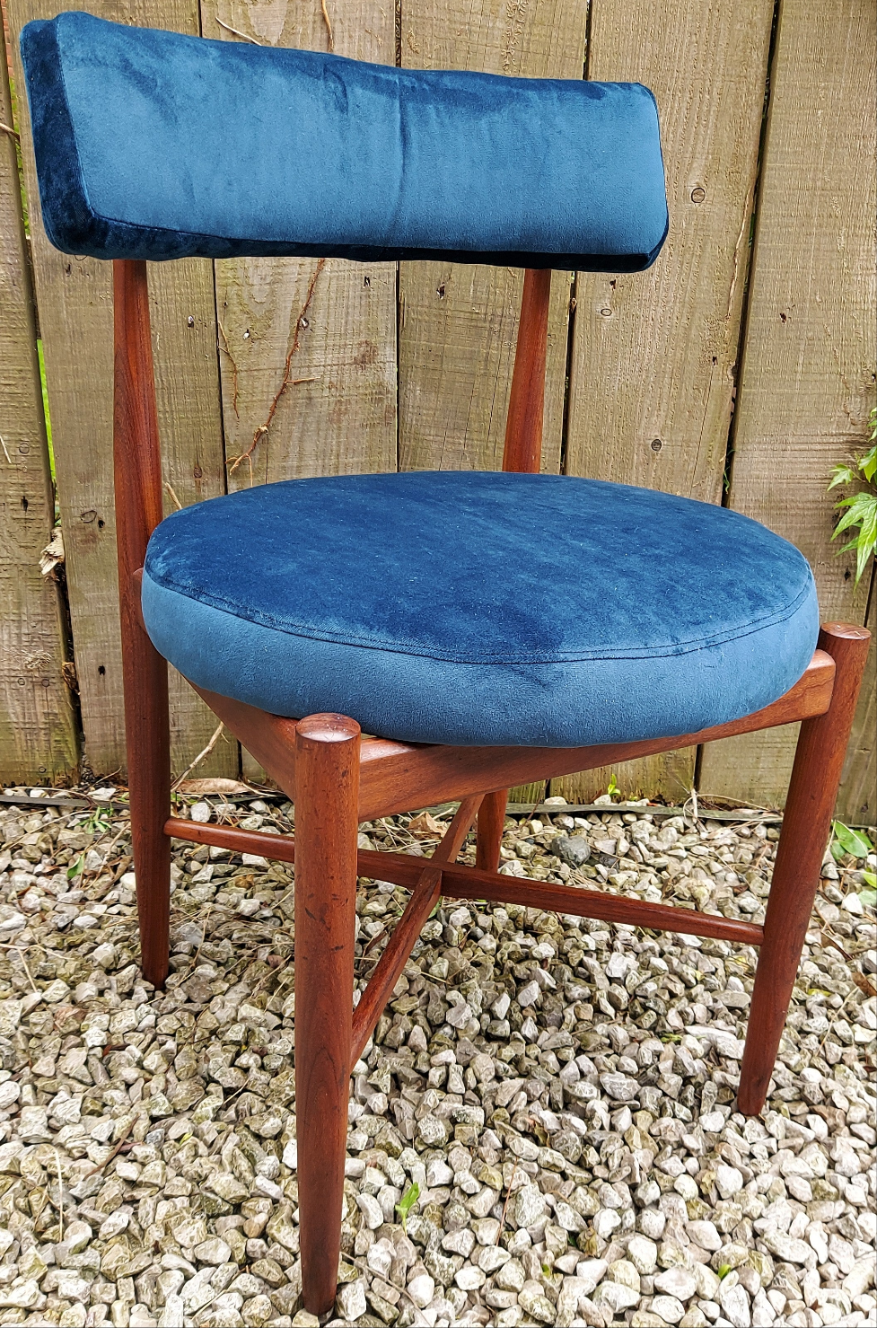 MCM 4 G Plan Fresco Dining Chairs dark blue velvet