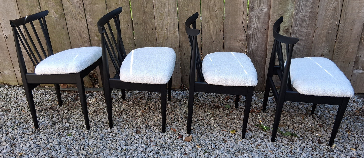 Mid Century Modern 4 Elliots Of Newbury Dining Chairs