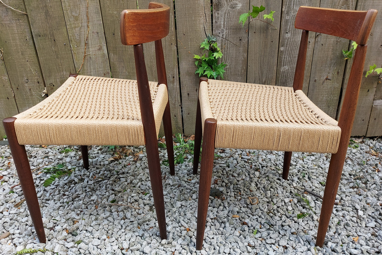 Mid Century Modern 2 MK200 Mogens Kold Corded chairs B