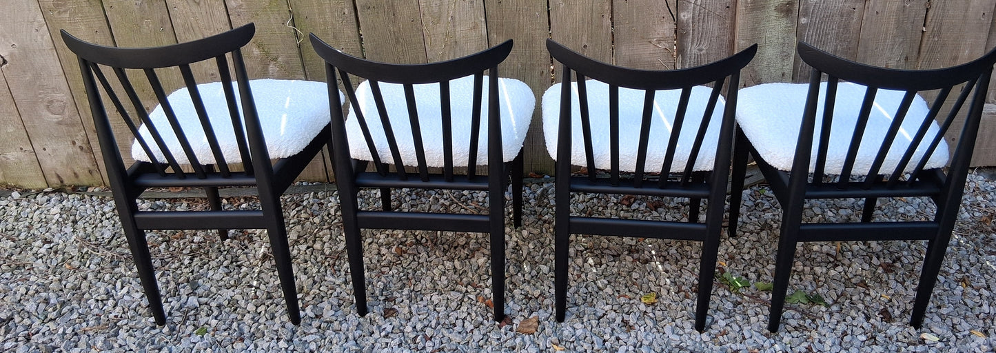 Mid Century Modern 4 Elliots Of Newbury Dining Chairs