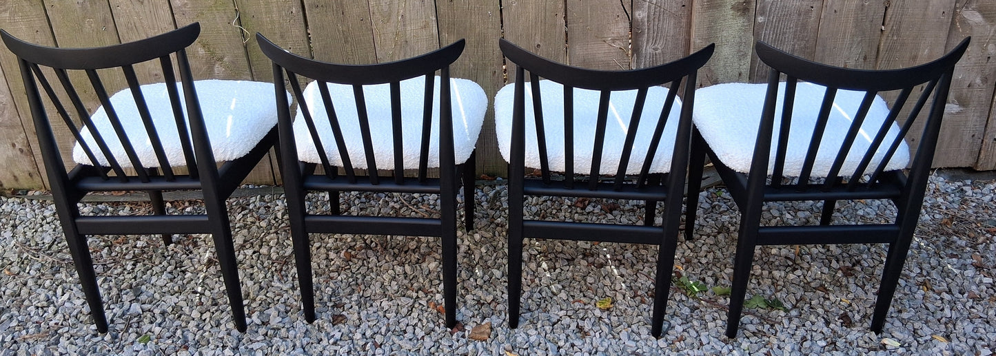 Mid Century Modern 4 Elliots Of Newbury Dining Chairs