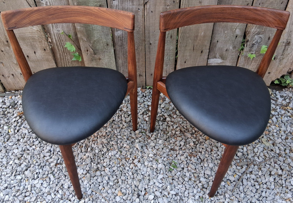 Mid-Century Modern Hans Olsen Frem Rojle Danish Tripod 2 Chairs Roundette B