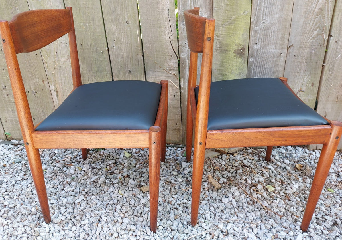 mid century modern 2 dining chairs bramin Black vinyl