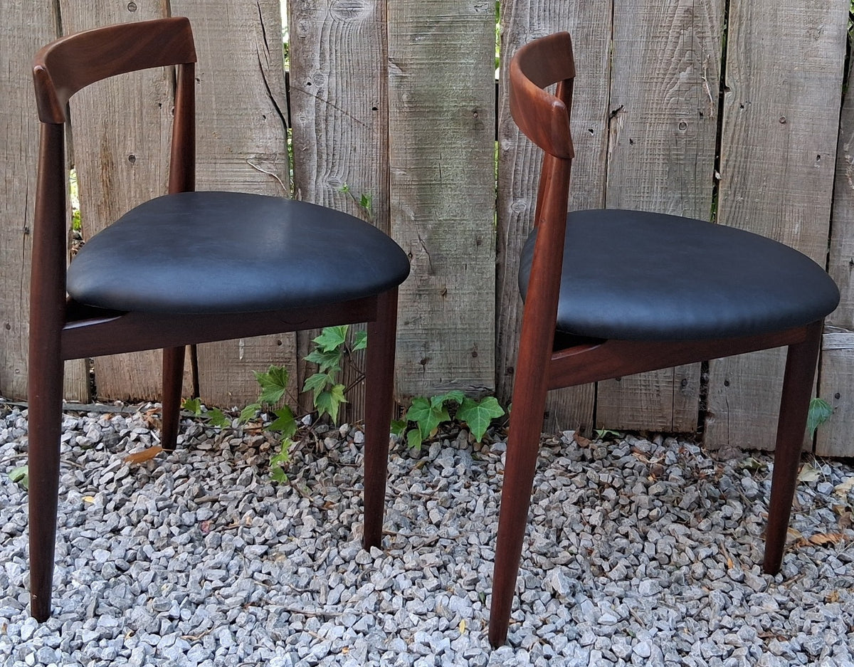 Mid-Century Modern Hans Olsen Frem Rojle Danish Tripod 2 Chairs Roundette A