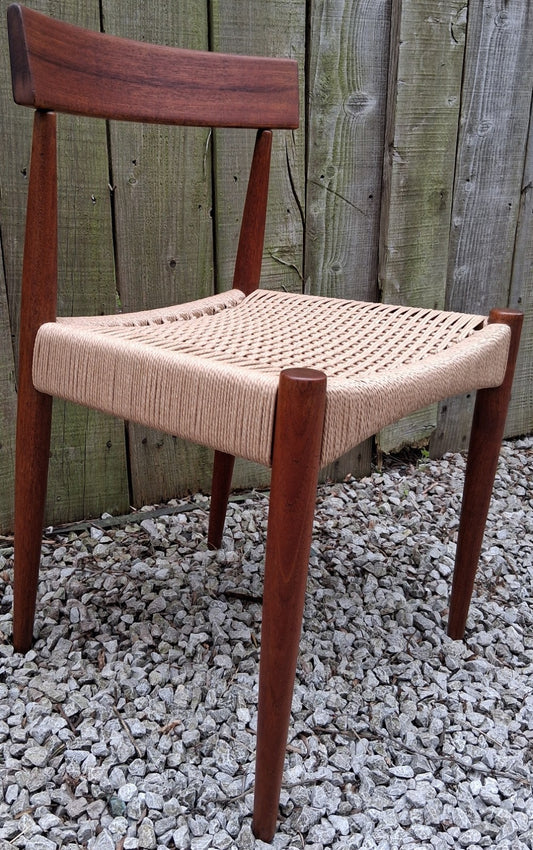 Mid Century Modern 4 MK200 Mogens Kold Corded chairs