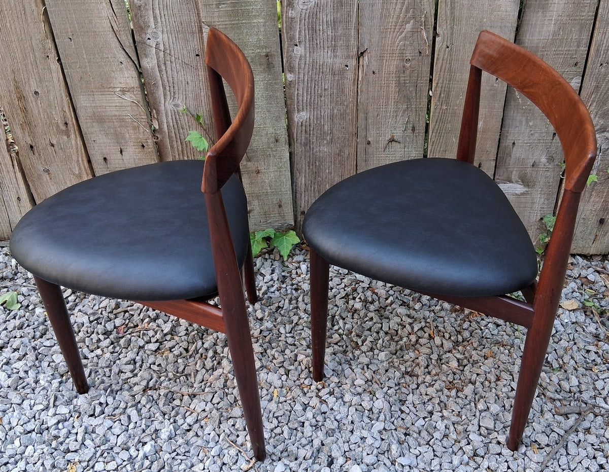 Mid-Century Modern Hans Olsen Frem Rojle Danish Tripod 2 Chairs Roundette A