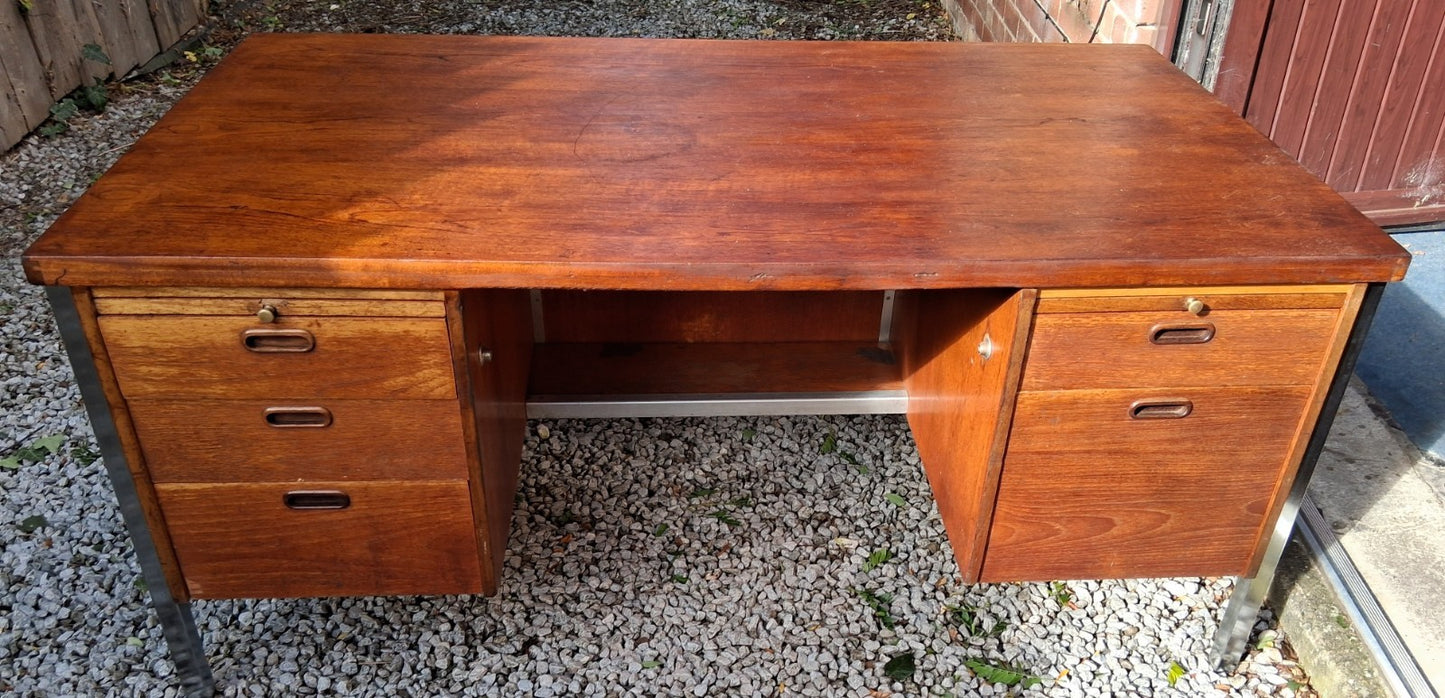Mid century Modern Herbert Berry Desk for Lucas Furniture c.1960