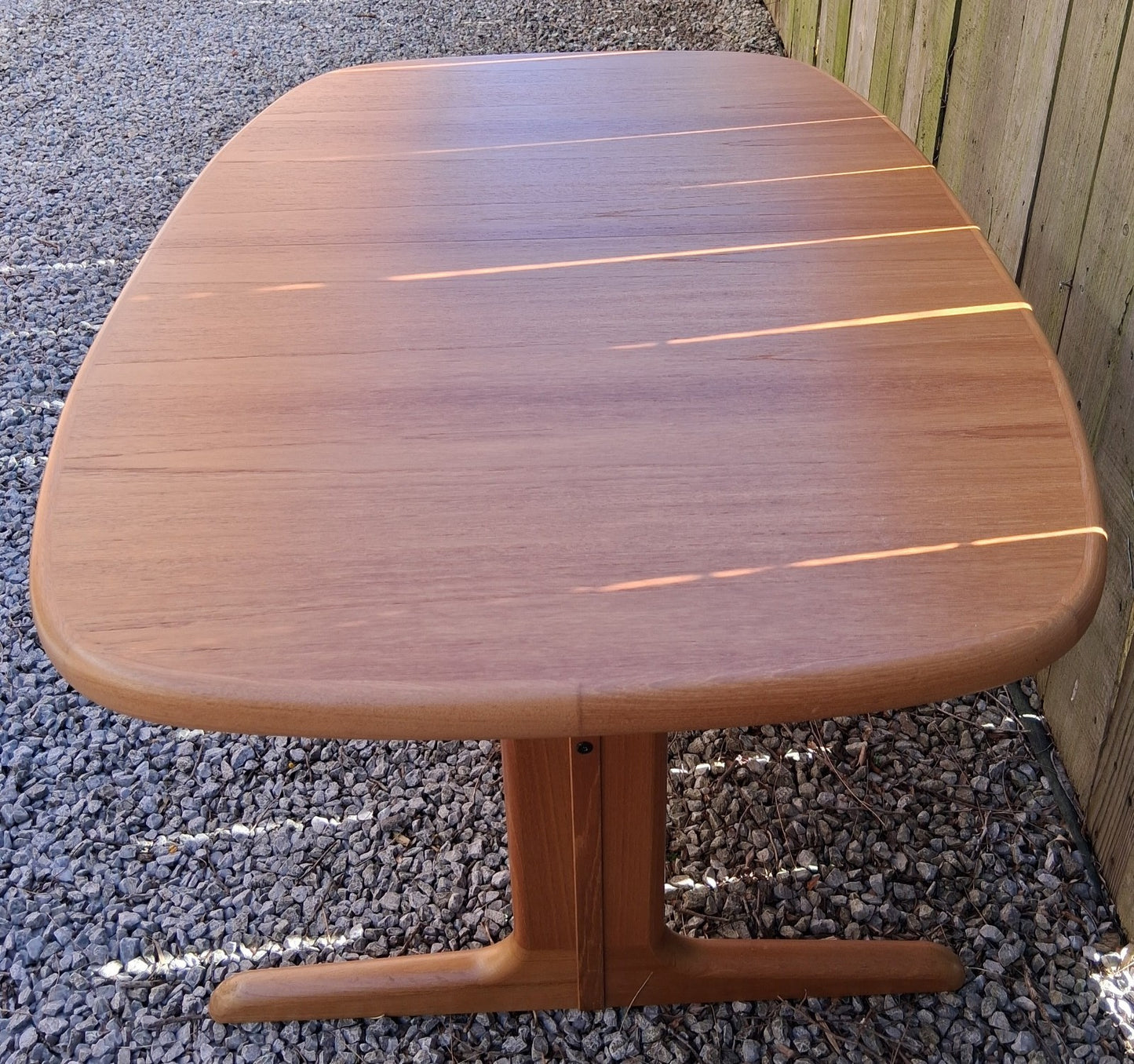 MCM Skovby Extending dining Table oval 2 leaves teak