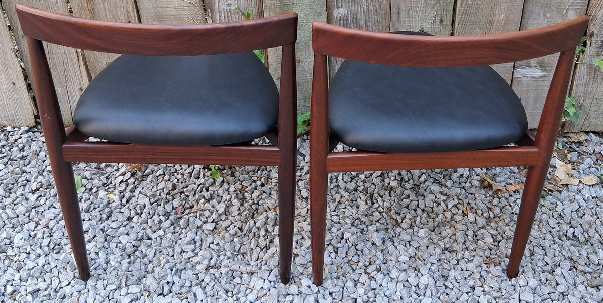 Mid-Century Modern Hans Olsen Frem Rojle Danish Tripod 2 Chairs Roundette A
