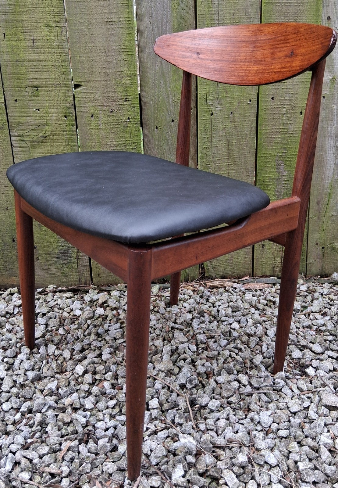 Mid Century Modern 4 GPlan chairs 2 chairs orig Kofod Larsen gold marks 2 reproB