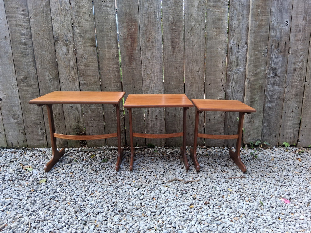 Mid Century Modern Gplan Nest of Tables Curved stretcher Fresco B