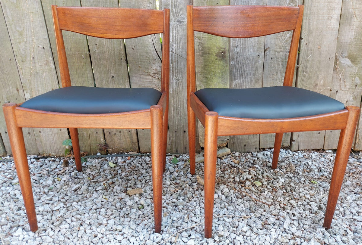 mid century modern 2 dining chairs bramin Black vinyl