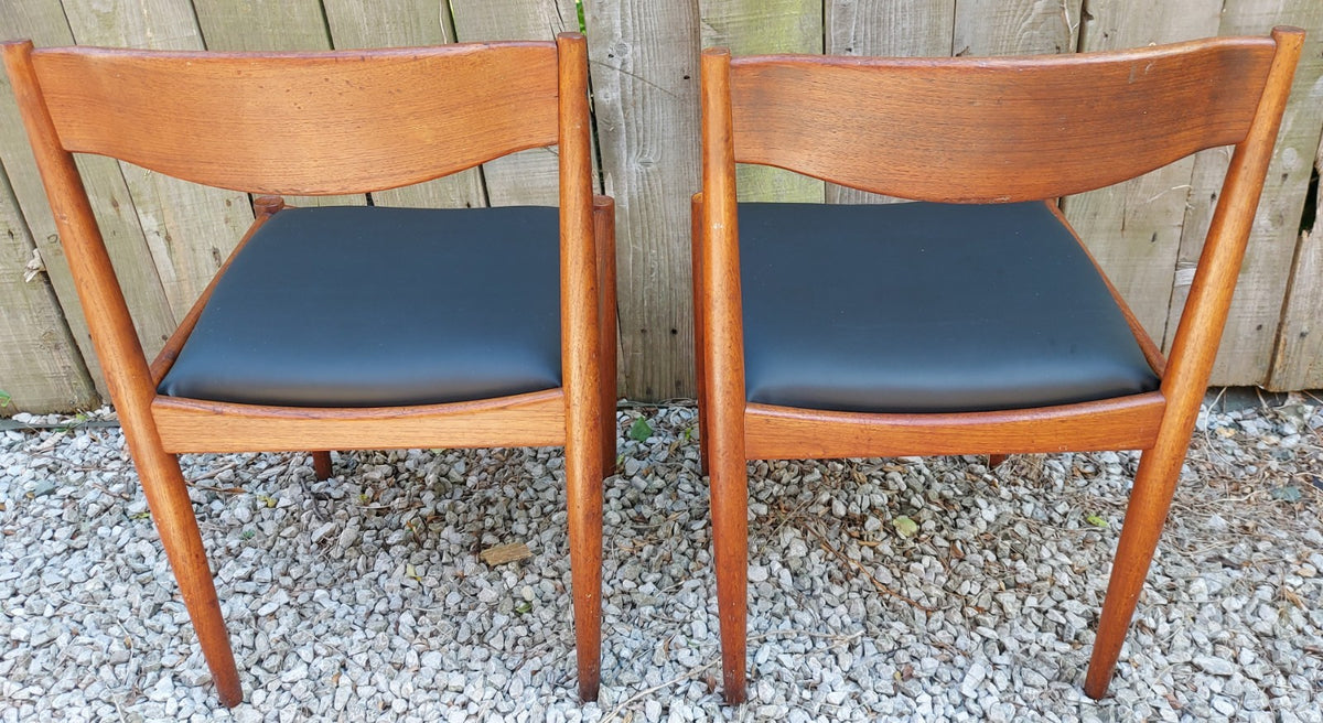 mid century modern 2 dining chairs bramin Black vinyl