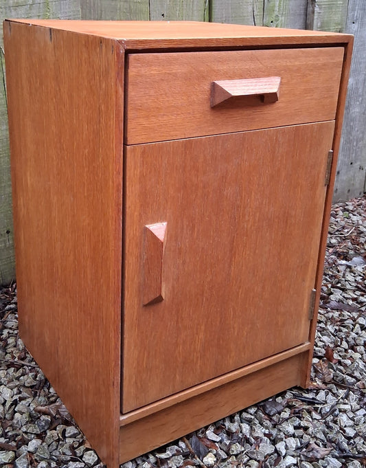 MCM Stag Concord Light oak bedside cupboard /side Table by John and Sylvia Reid