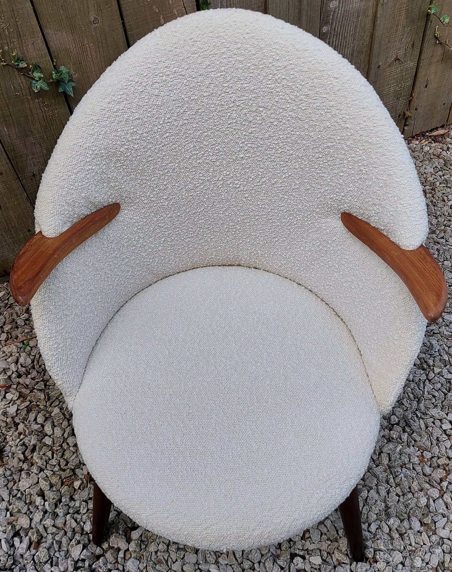 Mid Century Modern Ivory Boucle Tub 'Penguin' Chair