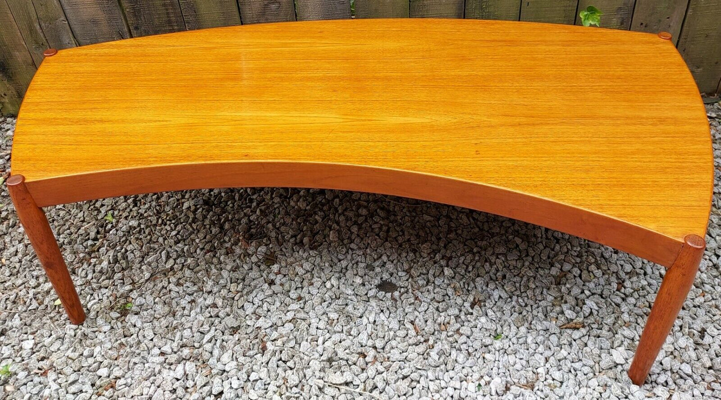 MCM Johannes Andersen Large coffee table for Trensum Sweden 1960s