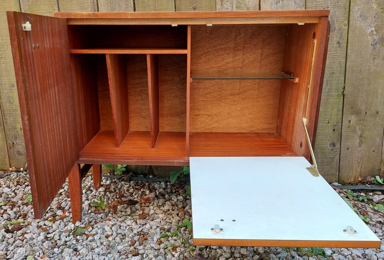 Mid Century Modern Campact Record Holder And Drinks Cabinet Wood Effect Formica