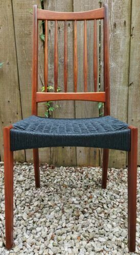 MCM 4 High Back Mogens Kold chairs Black Paperchord